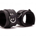 Hand Cuffs Grain Leather Black