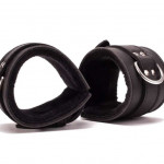 Hand Cuffs Grain Leather Black