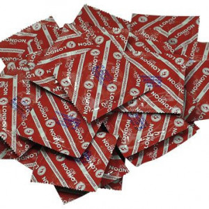 LONDON CONDOMS ROT (strawberry) 100 PCS