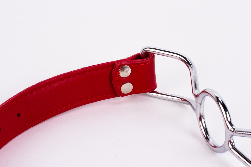 Calf Softy Leather Top and Lamb Leather Padding with Stainless Steel Mouth Piece Red Calf Softy Leather Top and Lamb Leather Padding with Stainless Steel Mouth Piece Red